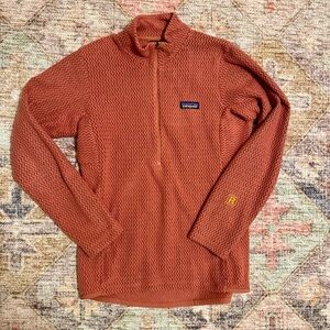 Patagonia Women's Brick Red Quarter-Zip Sweatshirt